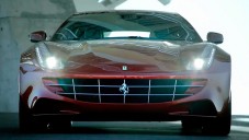 Ferrari FF si poradí se sněhem i písečnými dunami