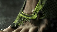 Nike vyvinulo technologii Flyknit pro super lehké boty