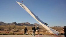 V americké poušti létalo největší papírové letadlo