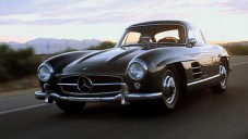 Mercedes-Benz 300SL Gullwing se prohání po USA