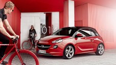 Projeďte se v novém malém voze Opel Adam
