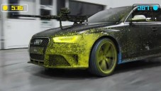 Dvě nová Audi RS 4 Avant se utkala v paintballu