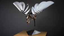 Rob Potts vytváří minimalistické kinetické sochy