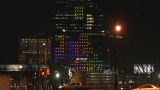 Osvětlení mrakodrapu se proměnilo ve hru Tetris