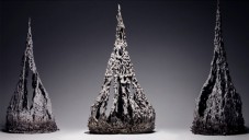 Dragonstone jsou sochy vytvořené pomocí magnetismu