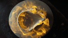 Nick Fouquet vyrábí ručně klobouky i s pomocí ohně