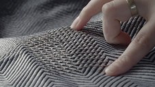 Google ukázal Project Jacquard využívající chytrých tkanin