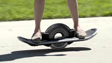 Hoverboard Technologies vyvinuli vznášedlo s jedním kolem