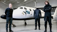 Y-3 navrhuje pro Virgin Galactic obleky pro lety do vesmíru