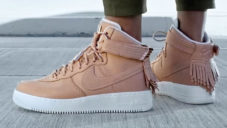 Nike Air Fields 1 Sport Luxury jsou luxusní tenisky ušité z kůže