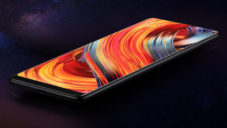 Xiaomi má téměř bezráměčkový mobil Mi Mix 2 od Philippe Starcka