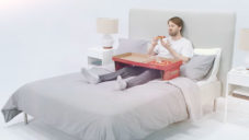 In Bed je nový typ krabice navržený pro jedení pizzy v posteli