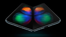 Samsung představil mobil Galaxy Fold otevírající se jako kniha