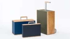 Charles Simon ručně vyrábí minimalistické kufry ze dřeva a hliníku