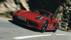 Porsche se pochlubilo sporťákem 718 GTS 4.0 pro fanoušky rychlé jízdy