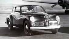 Italská automobilka Alfa Romeo slaví 110 let a připomíná nej modely