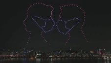 Jižní Korea poděkovala svým zdravotníkům světelnou show s 300 drony