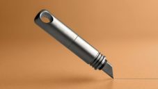 Dagr je mikro nůž na klíče vyrobený z nerezové oceli nebo titanu