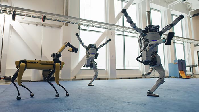 Boston Dynamics nechalo své čtyři roboty tančit na píseň Do You Love Me?