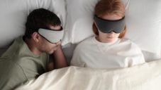 Ostrichpillow navrhli propracovanou obličejovou masku s 3D tvarem