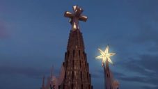 Španělé ukazují podobu dokončené věže Torre de Jesucrist chrámu Sagrada Família