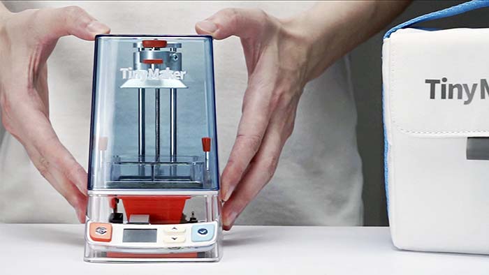 TinyMaker je malinká 3D tiskárna s kapesní velikostí a otevřeným přístupem