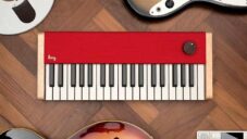 Loog Piano jsou malé klávesy pro děti s jednoduchým designem a skvělým zvukem