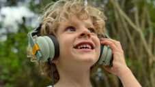 Kibu jsou odolná a bezpečná sluchátka pro děti schopná opravy i samotnými dětmi