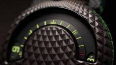 Urwerk ukázal hodinky UR-101 T-Rex pokryté drsnými šupinami z titanu
