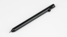 Énsso Bolt 2 je inovované plnící pero s důmyslným plněním a minimalistickým designem