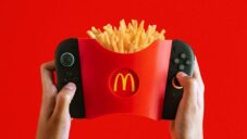 GamiFries je užitečné rozšíření herní konzole Switch 2 o držák na hranolky