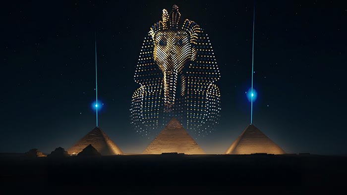 Na oslavu otevření Velkého egyptského muzea v Gíze proběhla světelná show s 5 000 drony
