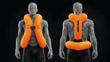 Aerobag je inovativní airbag pro cyklisty v podobě vesty nafukující se v případě pádu