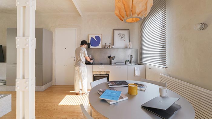 Madridský byt o velikosti 47 metrů se po rekonstrukci proměnil na minimalistický apartmán