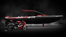 Pirelli 44 postavilo třímotorový sportovní člun v limitované edici Ducati Edition